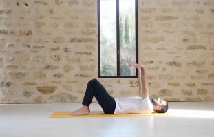 יוגה להפגת מתחים- כפות ידיים