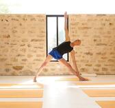 שיעורי איינגר יוגה למתחילים עם איל שיפרוני