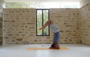 אימון ויג'נאנה יומי- כפיפות עמוקות לאחור