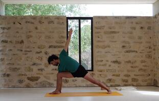 קורס איינגר יוגה למתחילים- שיעור שלישי