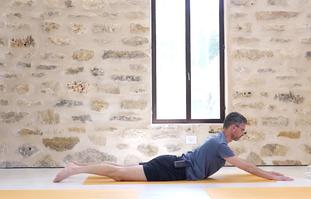 ויני יוגה לפתיחת הכתפיים והחזה