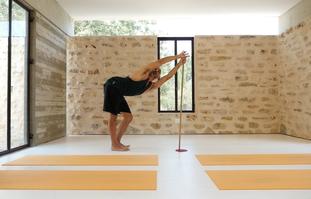 שיעור פלייסטיק לאיזון הגוף והגדלת טווחי התנועה