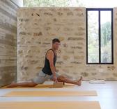 שיפור הגמישות למתרגלים לא גמישים