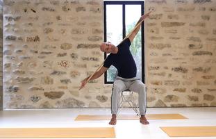 תרגול קצר ויעיל לשחרור הגב