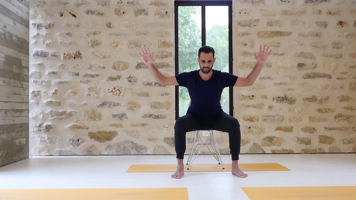 תרגול ברכה לשמש על כסא