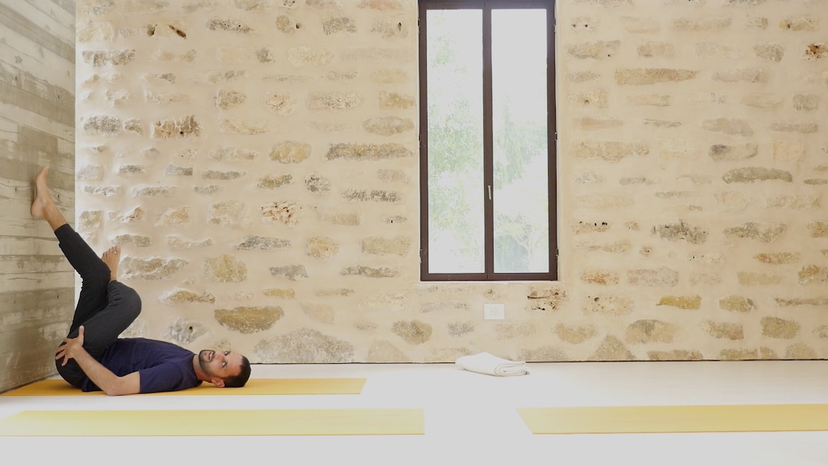 יוגה להפחתת מתח נפשי