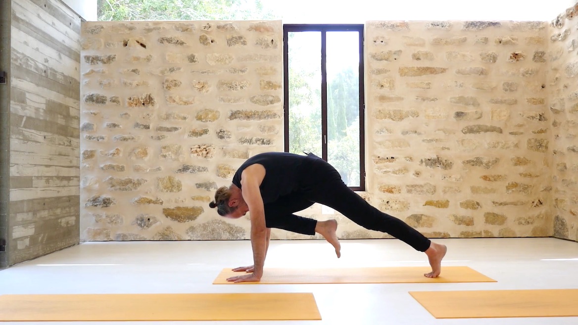 לאפשר לגוף להתמסר